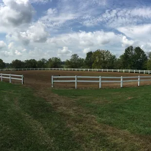 Queenslake Outdoor Arena