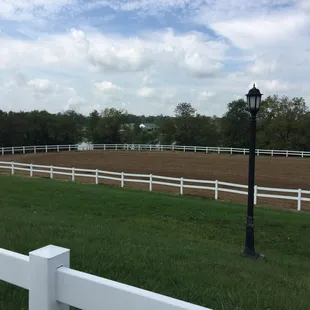 Queenslake Outdoor Arena