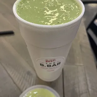 "B" Glowing: Pineapple, Spinach, Mint &amp; Protein Powder - yummy!