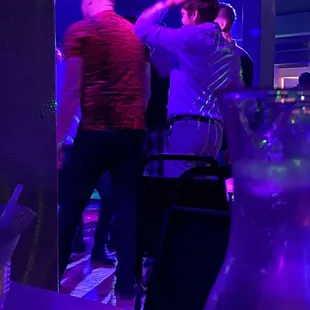 Everyone up and dancing with no mask