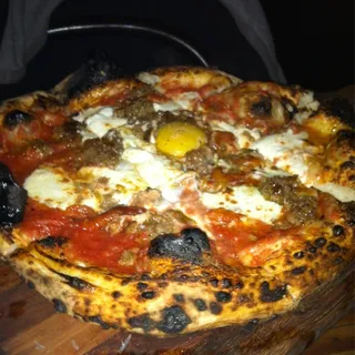 Catering Fennel Sausage Pizza