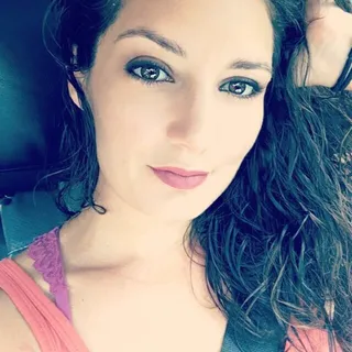 Victoria S.