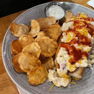 Mac N Cheese Dog