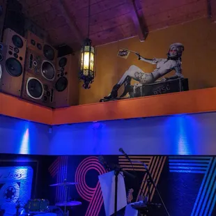 Stage decor