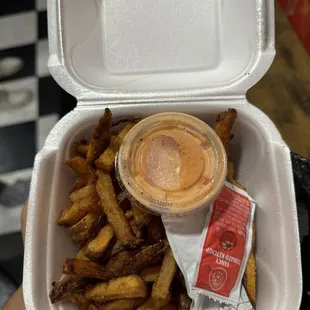 fries $4.29 (instagram: @issa.cheatday)