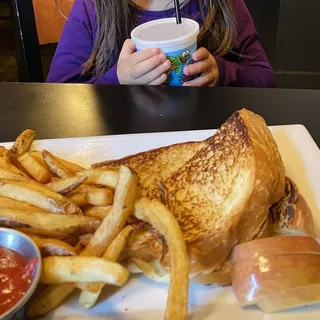 Kids Grilled Cheese Sandwich