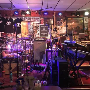 Main room waiting for the band to start