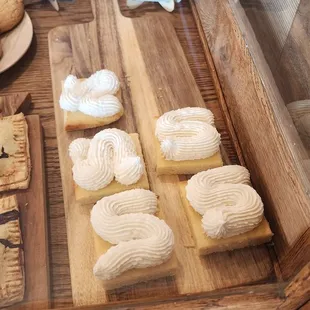 Gluten-free lemon brownie. October 2024