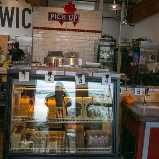 Inside, Order to the left (out of picture)