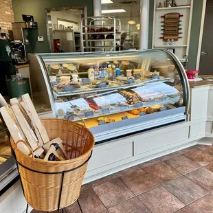 Bread, sandwiches and desserts