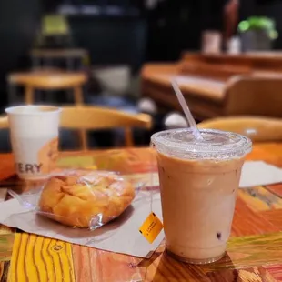 crack corn bread and iced l'orange latte