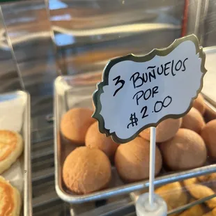 Bunuelos