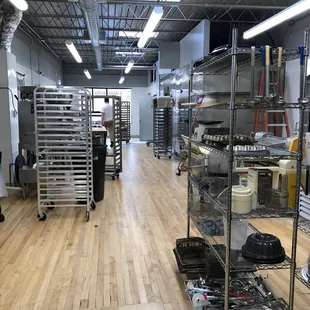 This shows how vast the kitchen is