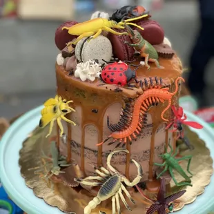 Delicious and beautiful! Decorations where not included. For my son's birthday.