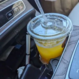 Mango lemonade, would get it again.