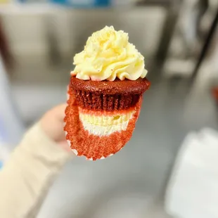 Red velvet cheesecake. SUPER MOIST. 100/10!