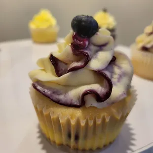 Blueberry Wedding Cheesecake