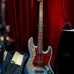 Jazz (and jazzed up) Bass of bassist in Frank Hasty &amp; Da Merge Band (9-24-22)