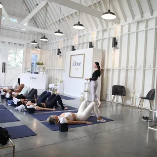 TBB pop up class for Dove