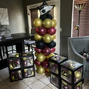 Column and balloon boxes