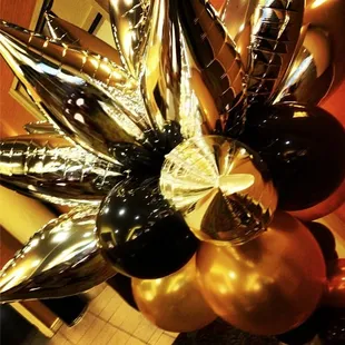 Balloon Column with Taper topper