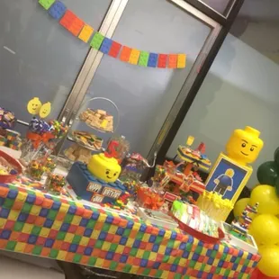 Lego Party w/ Balloon columns