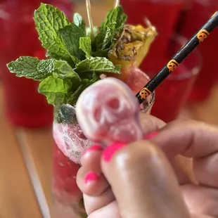 Skull inside my drink