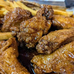 bbq chicken, chicken wings, poultry, fried chicken, chicken, chicken wings and fried chicken, fried chicken wings, food, bbq wings