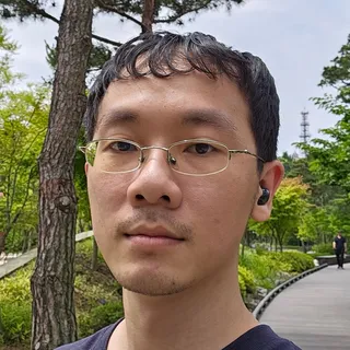 Jin Hao Y.
