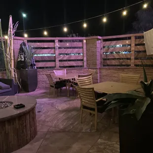Love the outdoor patio!