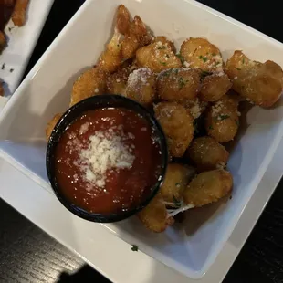 Mozzarella bites