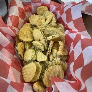 Super good fried pickles
