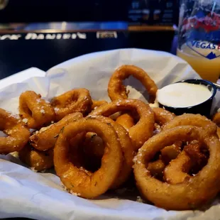 Super good onion rings.