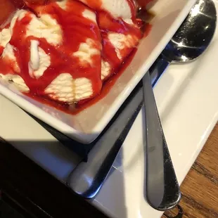 Amazing vanilla Ice cream with bountiful strawberries and Bailey&apos;s!!!