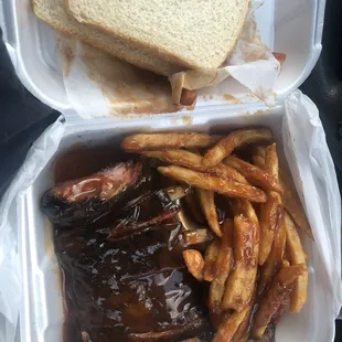 1/2 Slab w Fries , Delicious