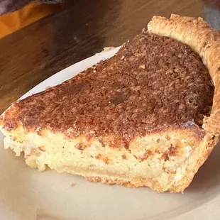 Your pie is delivered BEFORE your food-I asked why.  So you get the pie you want (in case they run out).