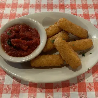 Crispy Fried Mozzarella Sticks