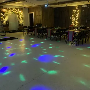 Spacious dance floor