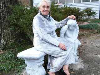 A Little Wedding Garden