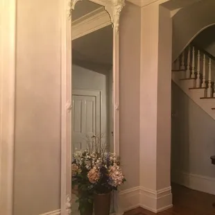 Almost floor to ceiling mirror   It&apos;s all in the details