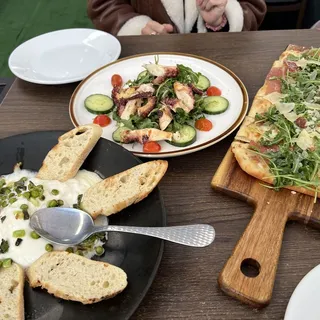 Prosciutto & Arugula Flat Bread