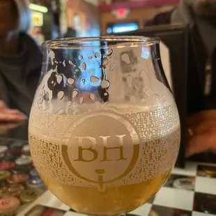 Good farmhouse ale from Oxbow in ME (Crossfade)