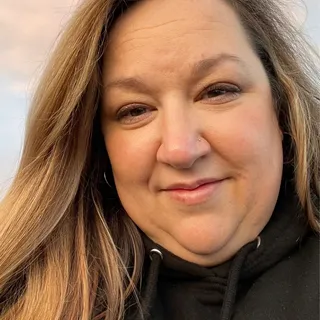 Lori B.