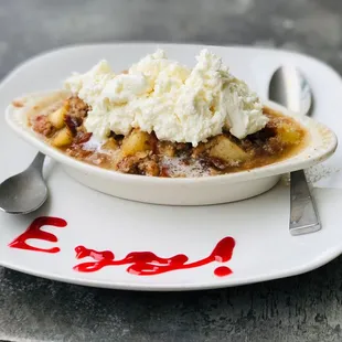 Apple Persimmon Crumble