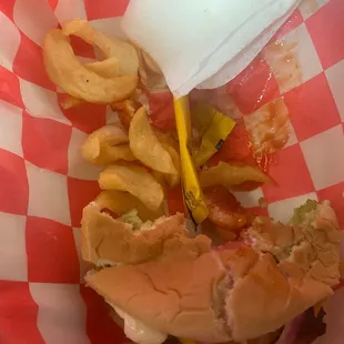 This is a bad &quot;special of the day&quot; burger with potatoes that have been cooked in old oil. Terrible Service