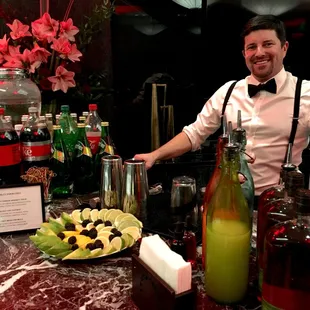 Looking to hire bartenders?