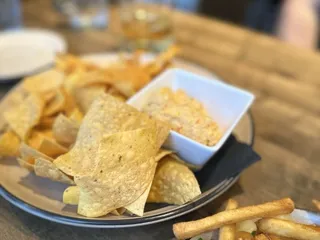940's Kitchen & Cocktails