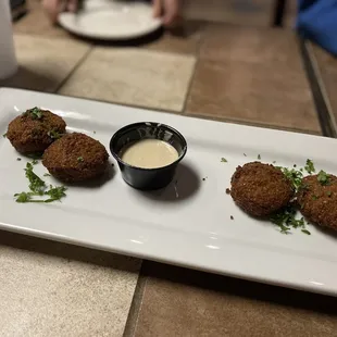 Falafel appetizer - super fresh! With Tahini sauce.