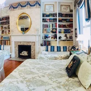 King size bed plus 2 twins, kitchenette, private bath