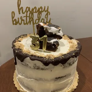 S&apos;more Brownie Cake